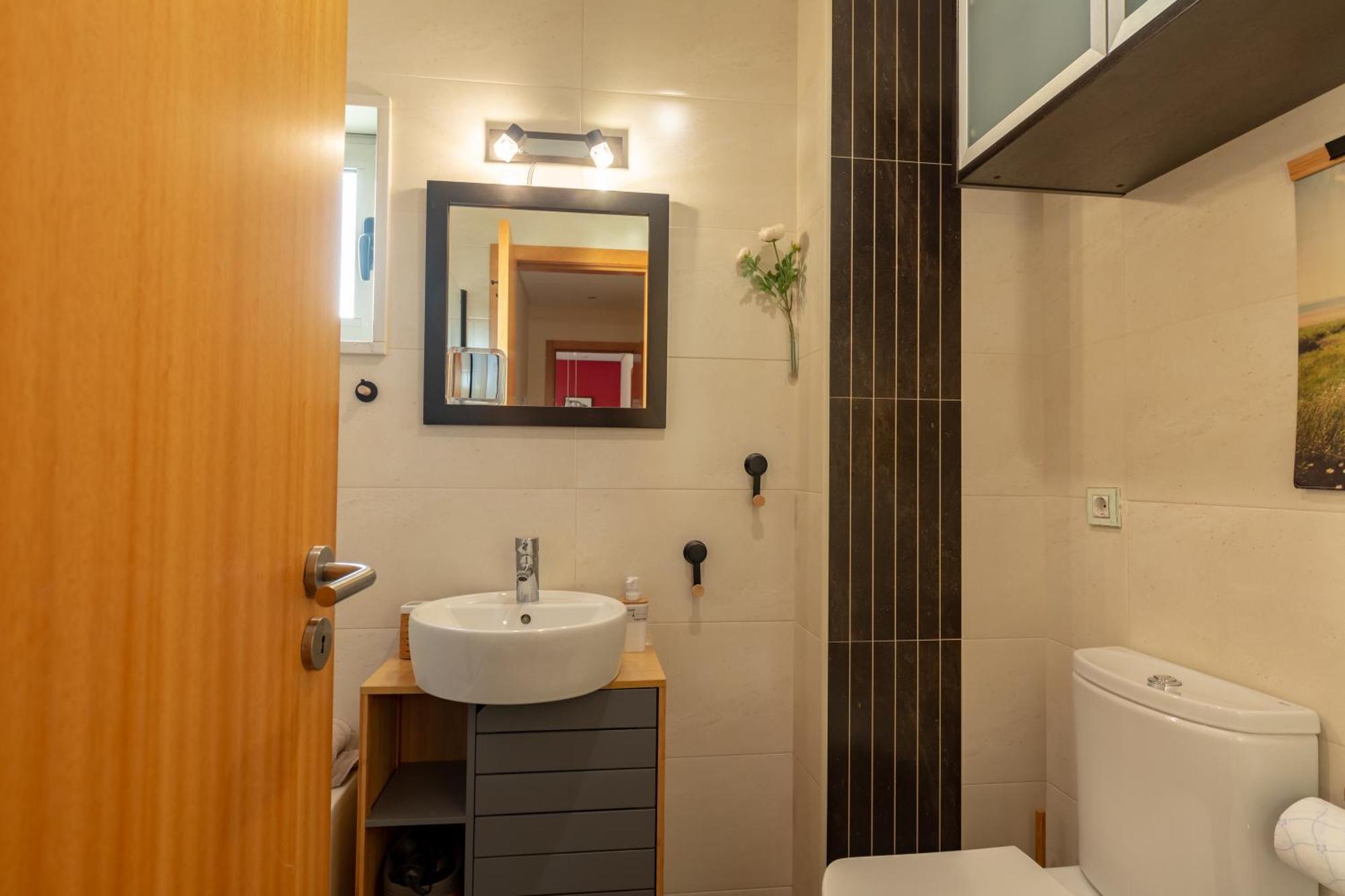 Francos Relaxing Apartment By The Metro OOporto Esterno foto